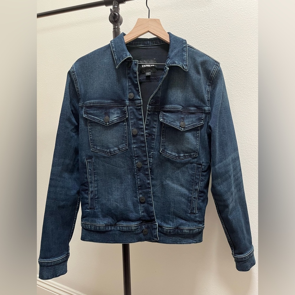 EXPRESS Men’s Denim Trucker Jacket XS
